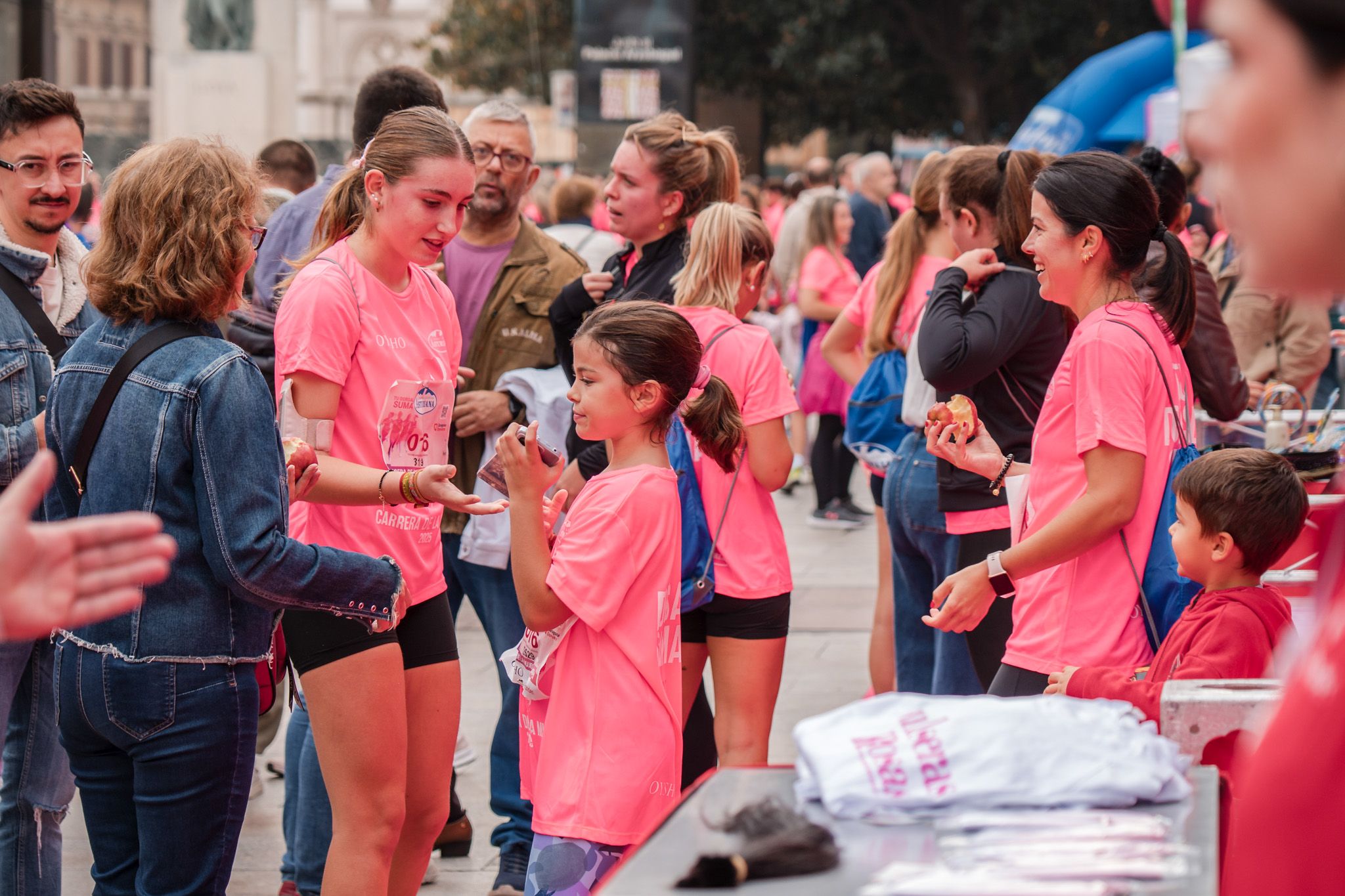 Las mejores fotos de la Carrera de la Mujer de Zaragoza 2025   Recorrido Meta 212