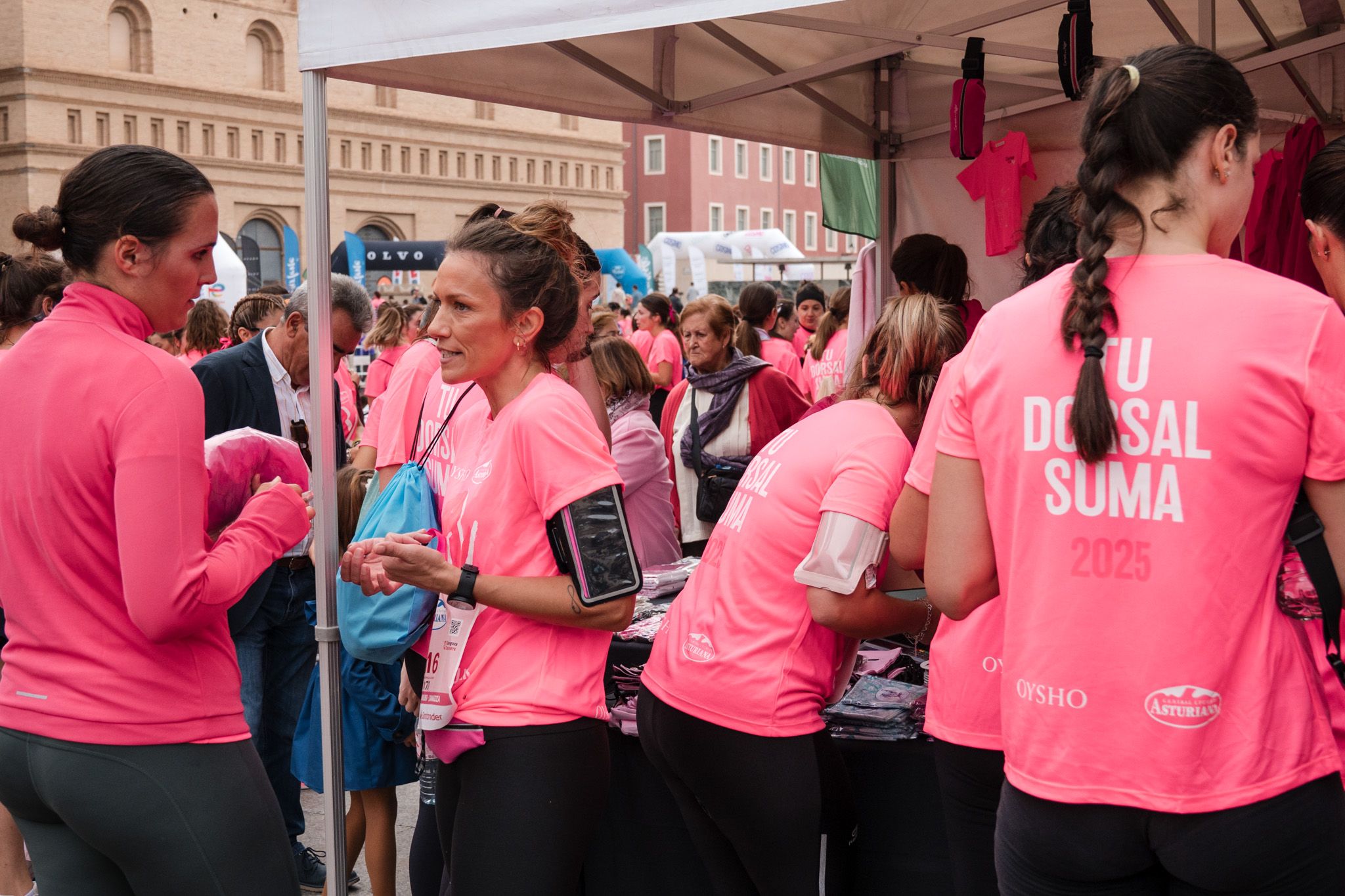 Las mejores fotos de la Carrera de la Mujer de Zaragoza 2025   Recorrido Meta 214