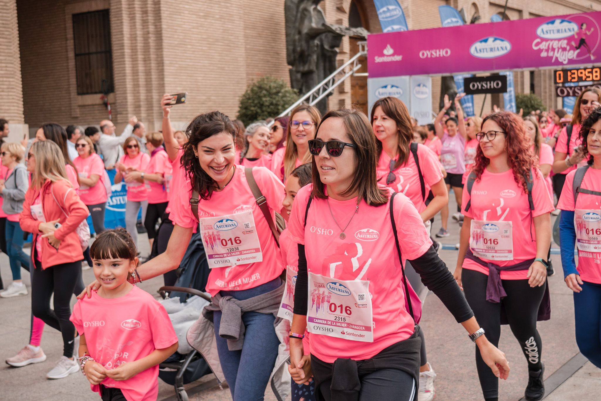 Las mejores fotos de la Carrera de la Mujer de Zaragoza 2025   Recorrido Meta 224