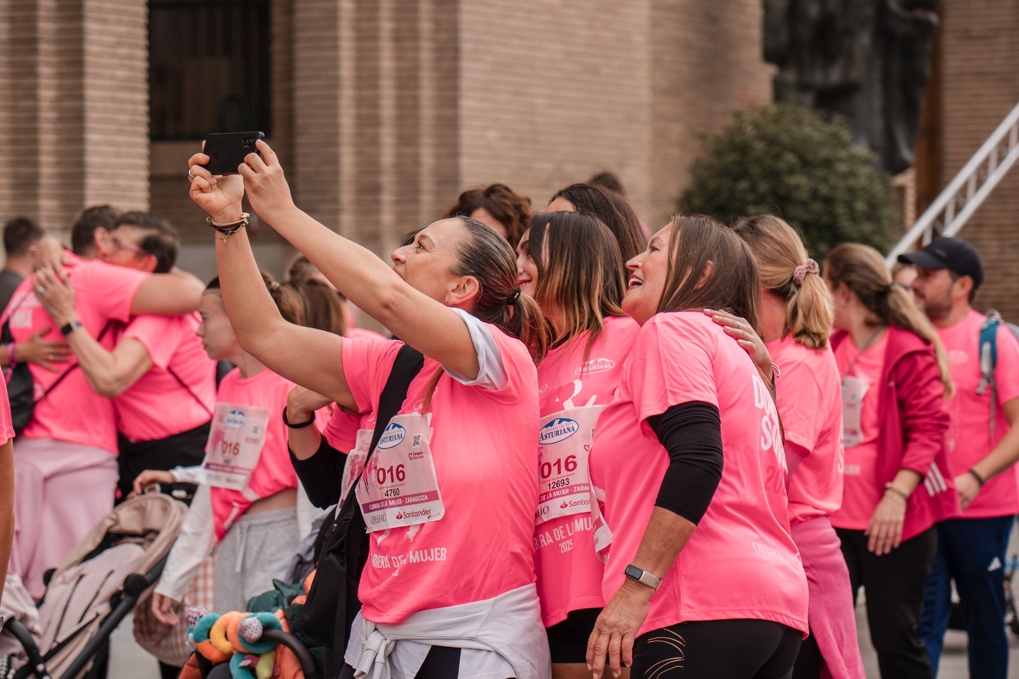 Las mejores fotos de la Carrera de la Mujer de Zaragoza 2025   Recorrido Meta 245