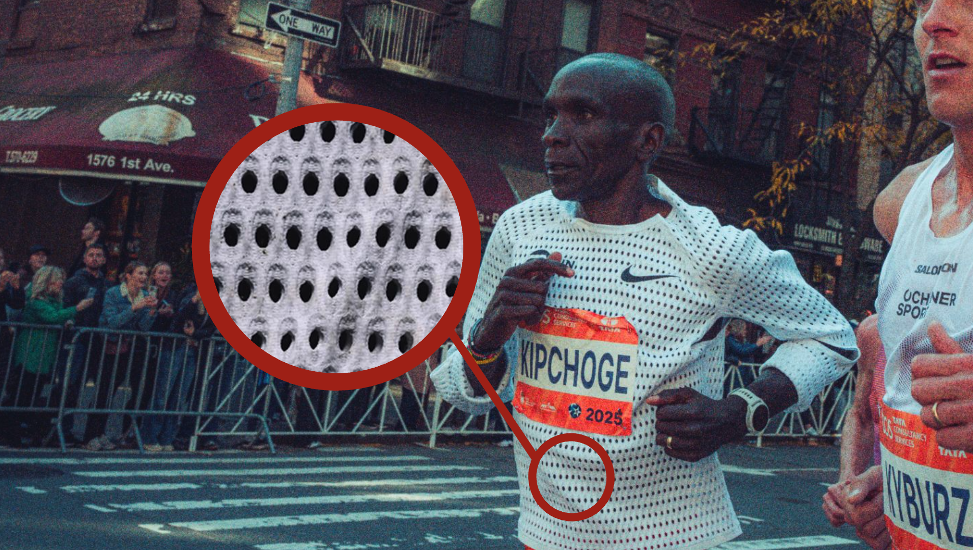 Detalles de la camiseta que lució Eliud Kipchoge en el Maratón de Nueva York 2025. VSM PHOTOEVENTS.
