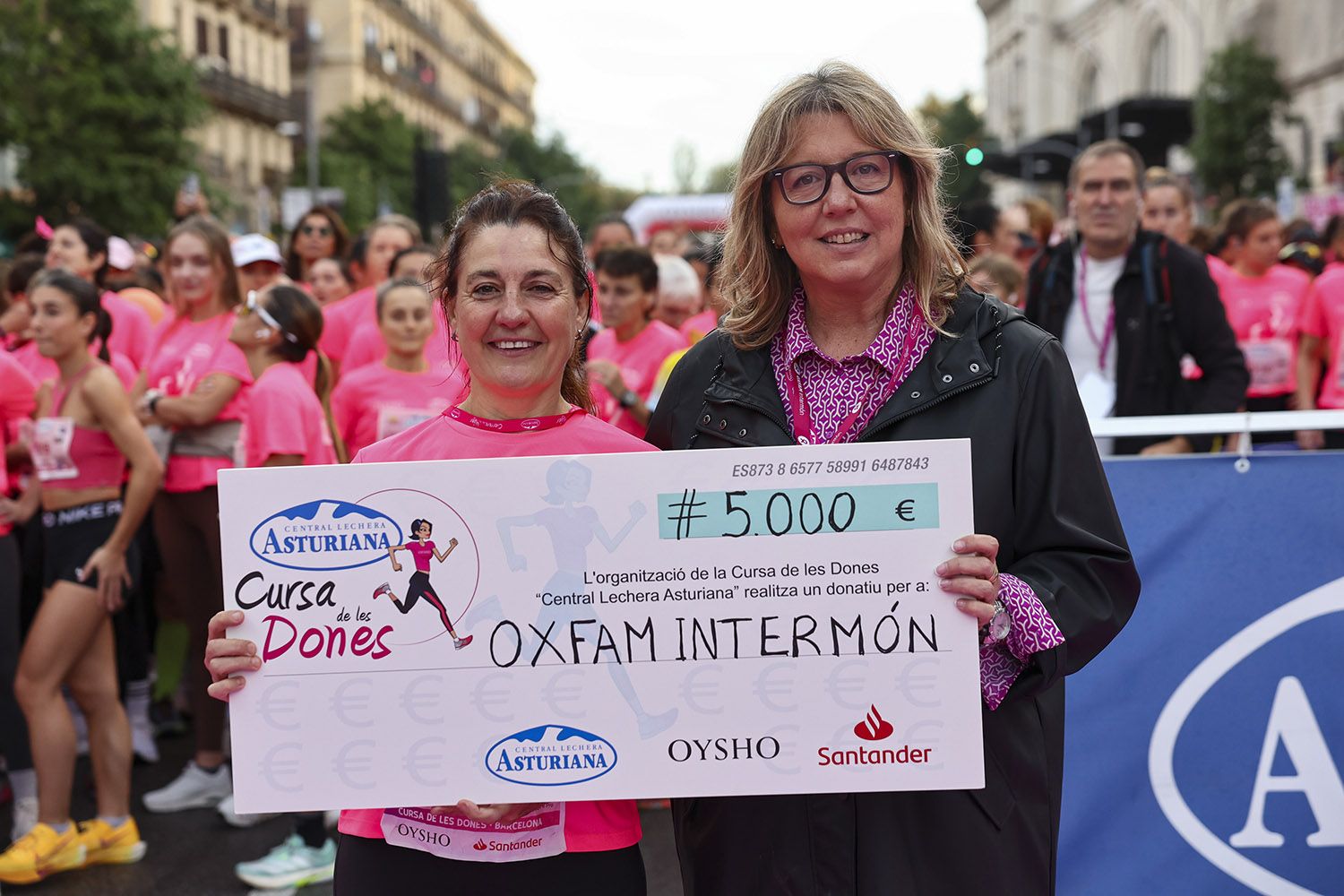 Las mejores fotos de la salida de la Carrera de la Mujer de Barcelona 2025.JL014851