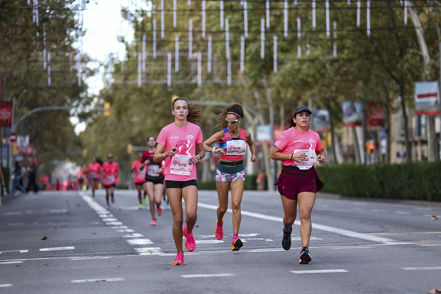 Las mejores fotos del recorrido de la Carrera de la Mujer de Barcelona 2025.JL018772