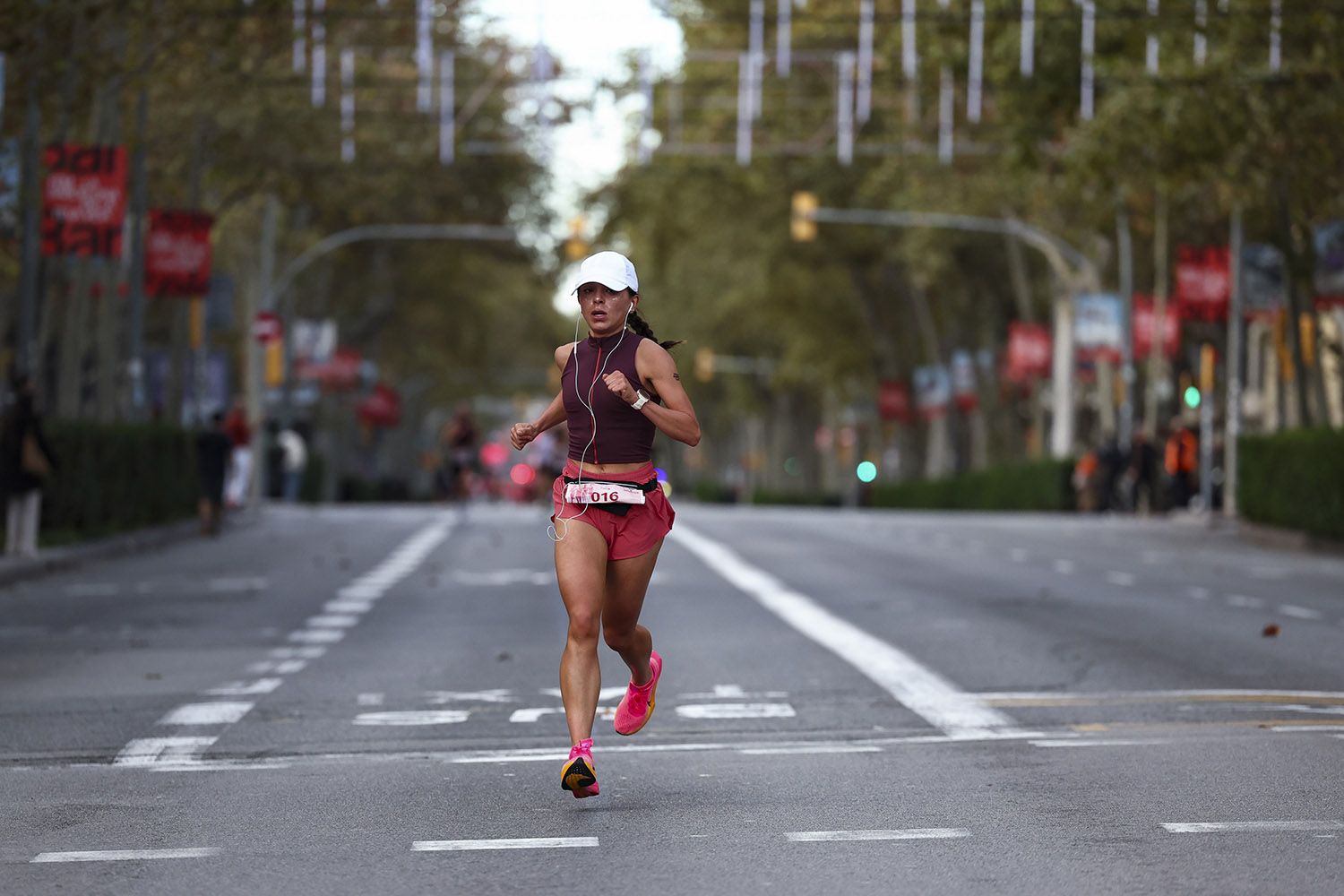 Las mejores fotos del recorrido de la Carrera de la Mujer de Barcelona 2025.JL018674