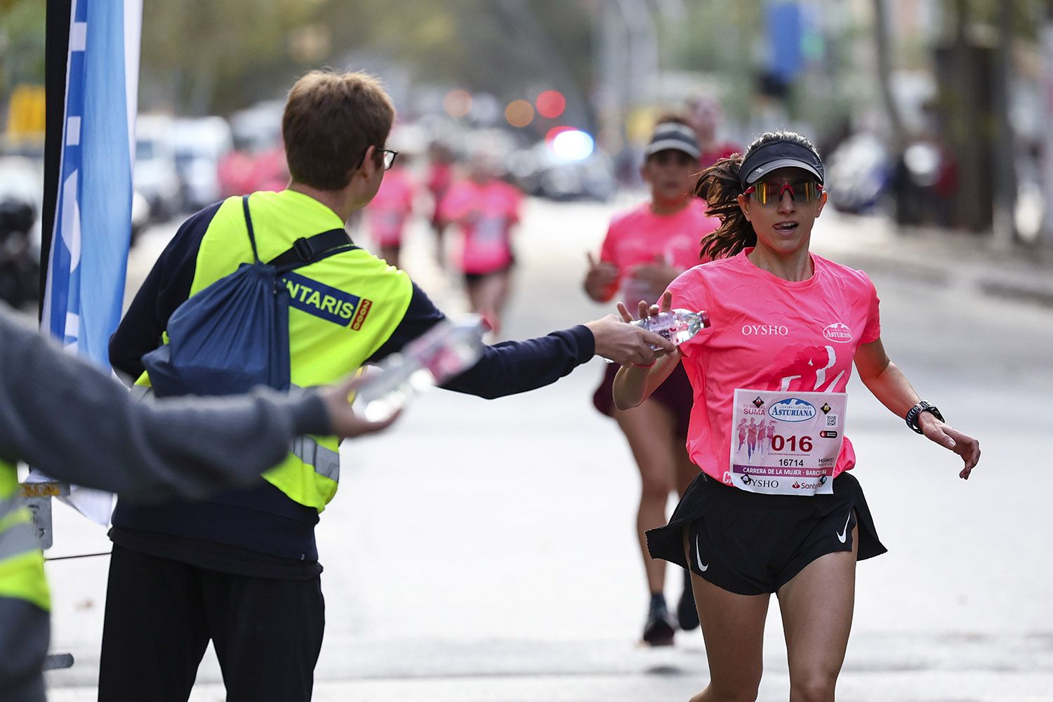 Las mejores fotos del recorrido de la Carrera de la Mujer de Barcelona 2025.JL018609