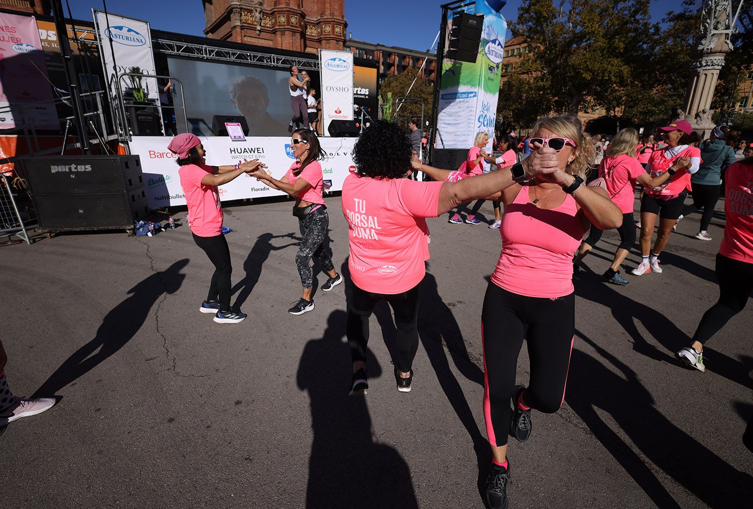 Las mejores fotos de las actividades post meta de la Carrera de la Mujer de Barcelona 2025.3E5A2136
