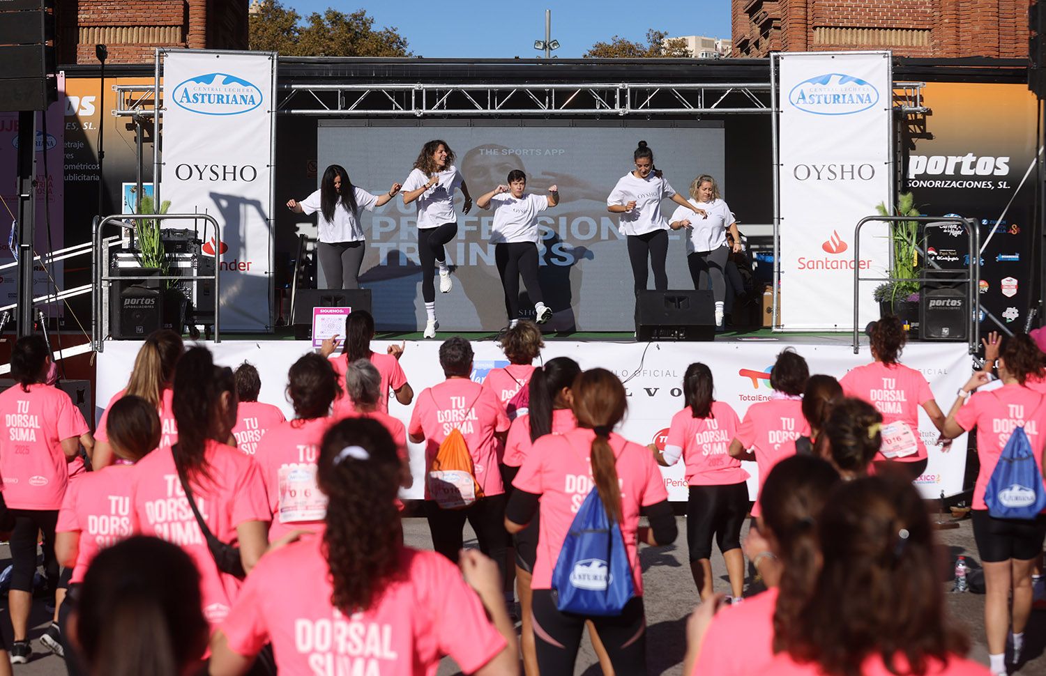 Las mejores fotos de las actividades post meta de la Carrera de la Mujer de Barcelona 2025.3E5A1844