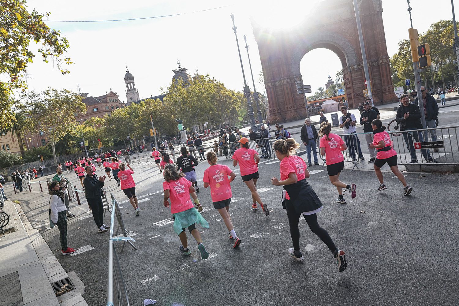 Las mejores fotos del recorrido de la Carrera de la Mujer de Barcelona 2025.JL015970