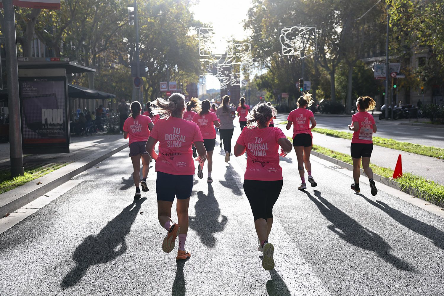 Las mejores fotos del recorrido de la Carrera de la Mujer de Barcelona 2025.JL015862