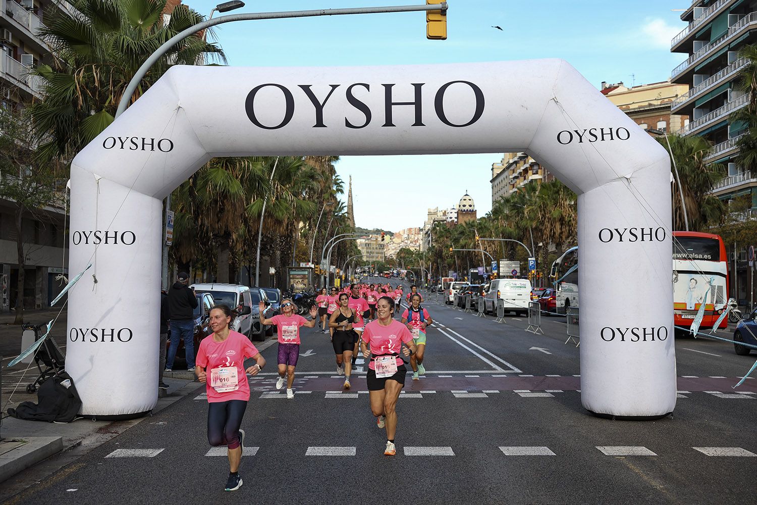 Las mejores fotos del recorrido de la Carrera de la Mujer de Barcelona 2025.JL015797