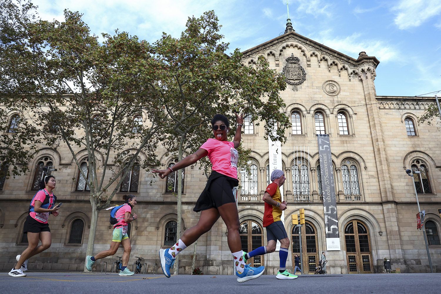 Las mejores fotos del recorrido de la Carrera de la Mujer de Barcelona 2025.JL015234