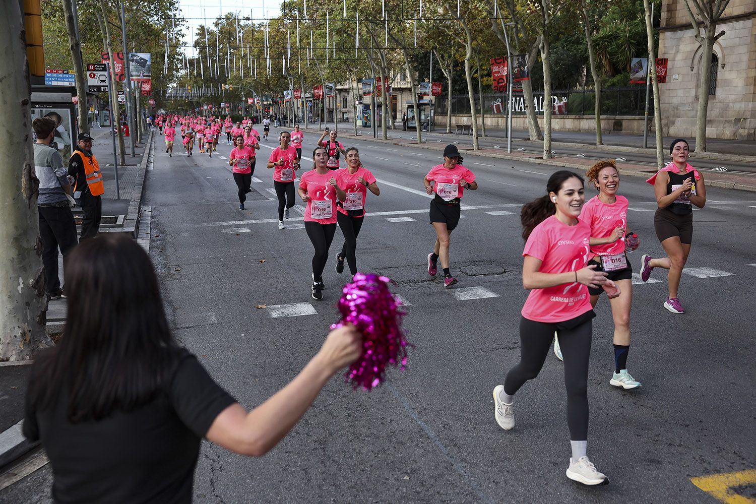 Las mejores fotos del recorrido de la Carrera de la Mujer de Barcelona 2025.JL015160