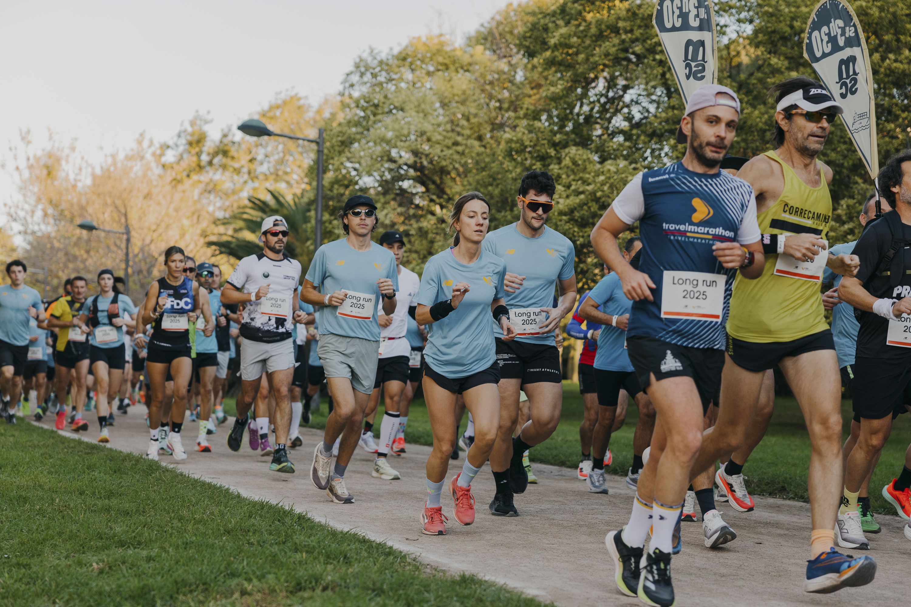 Un lujo: el ritmo fue marcado por los prácticos (liebres) del Maratón Valencia Trinidad Alfonso Zurich. RODRIGO MÁRQUEZ