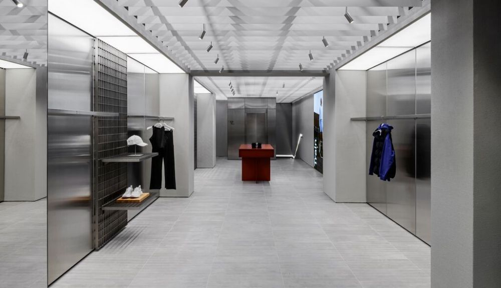 Create Small JPG on store dtc madrid Nov 2025 04