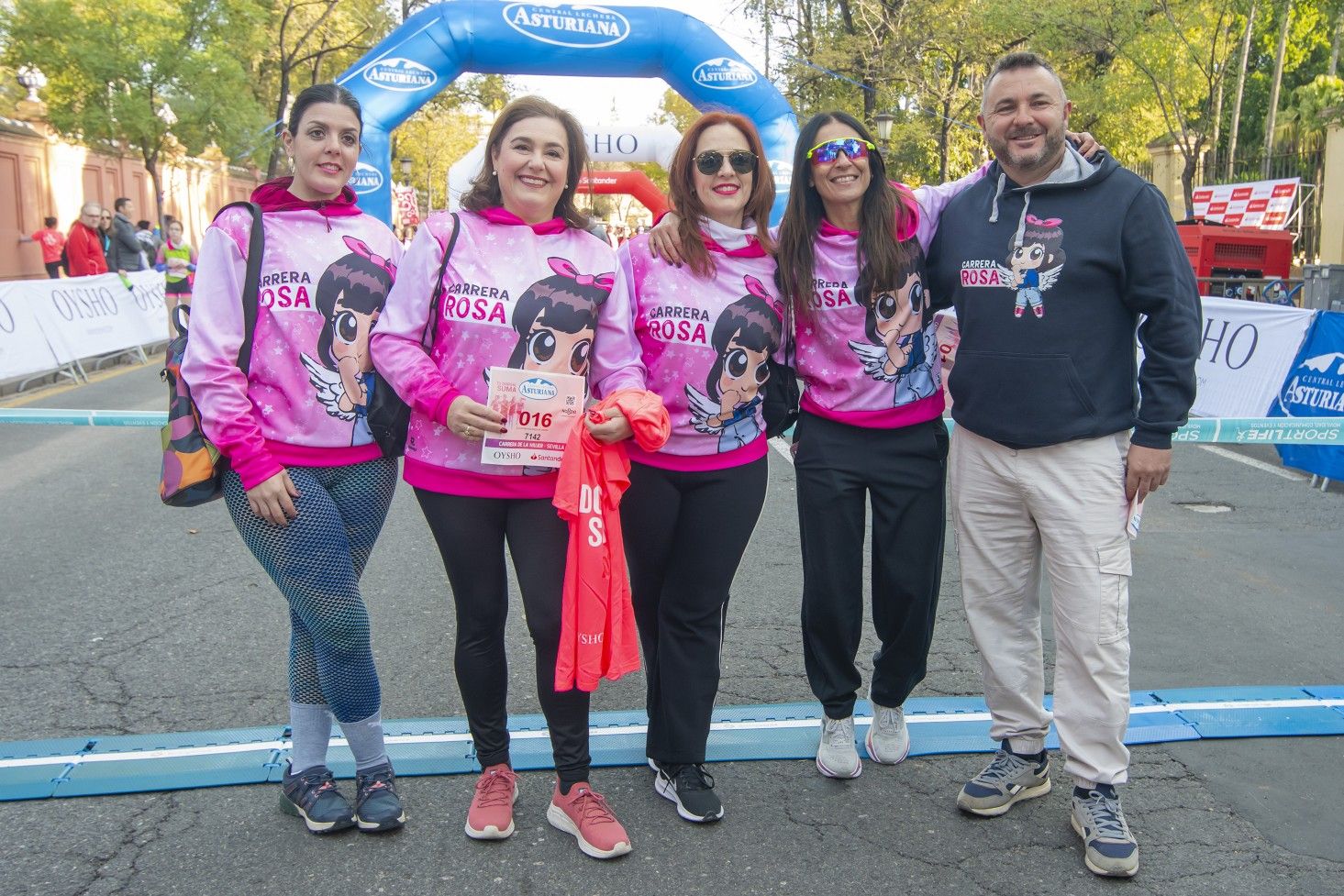 Las mejores fotos de la Carrera de la Mujer de Sevilla 2025. 001