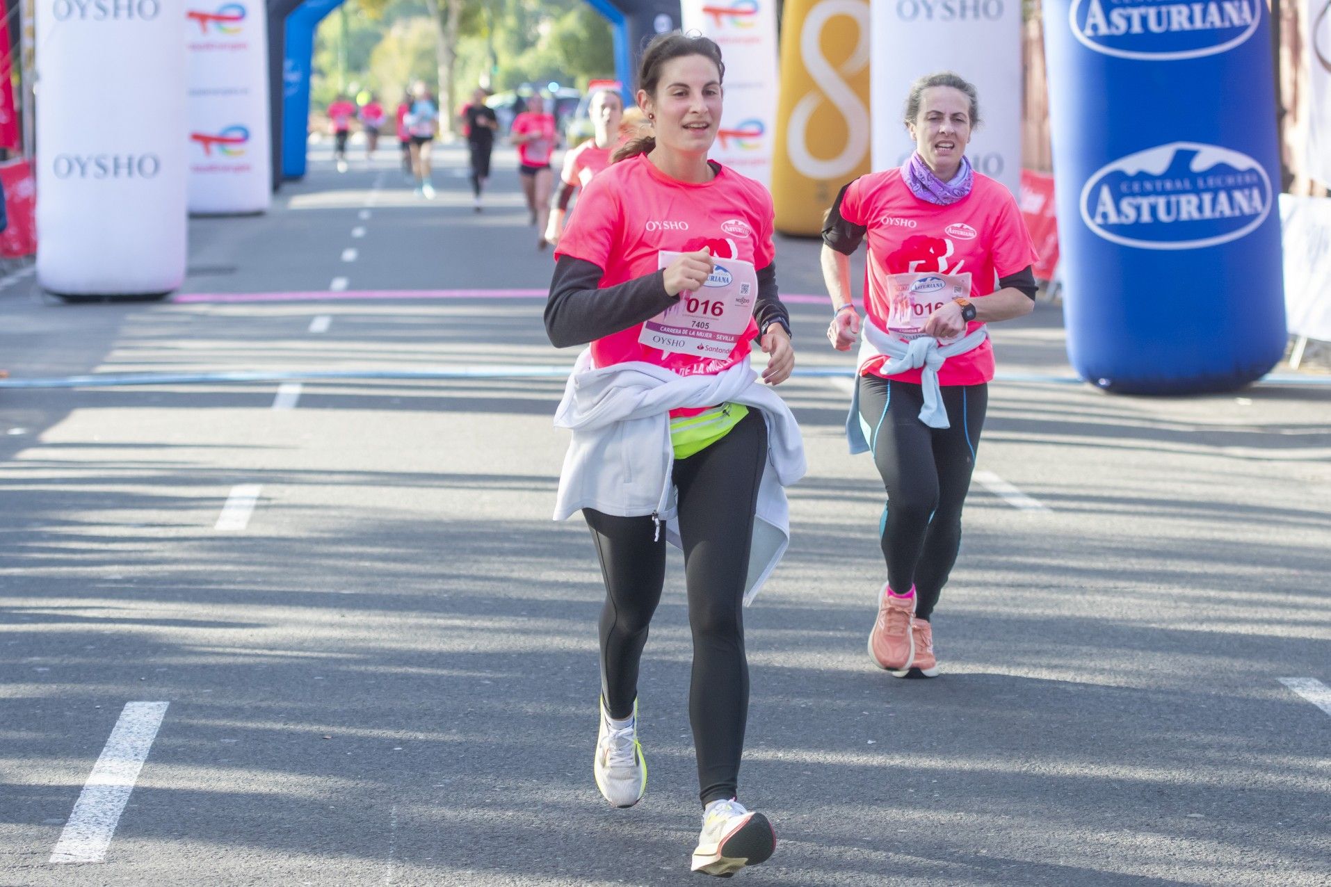 Las mejores fotos de la Carrera de la Mujer de Sevilla 2025. 214
