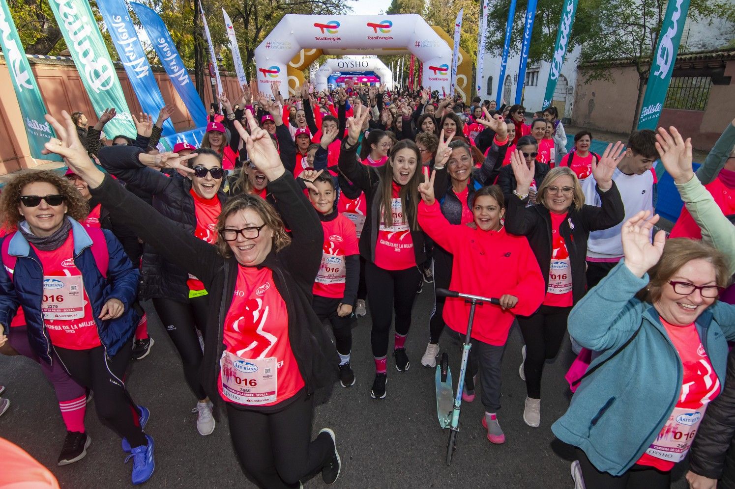 Las mejores fotos de la Carrera de la Mujer de Sevilla 2025. 125