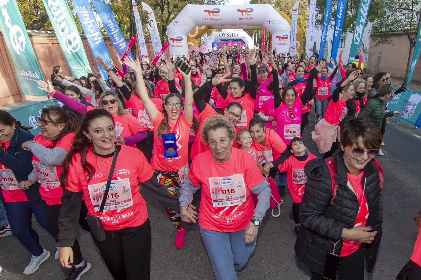 Las mejores fotos de la Carrera de la Mujer de Sevilla 2025. 129