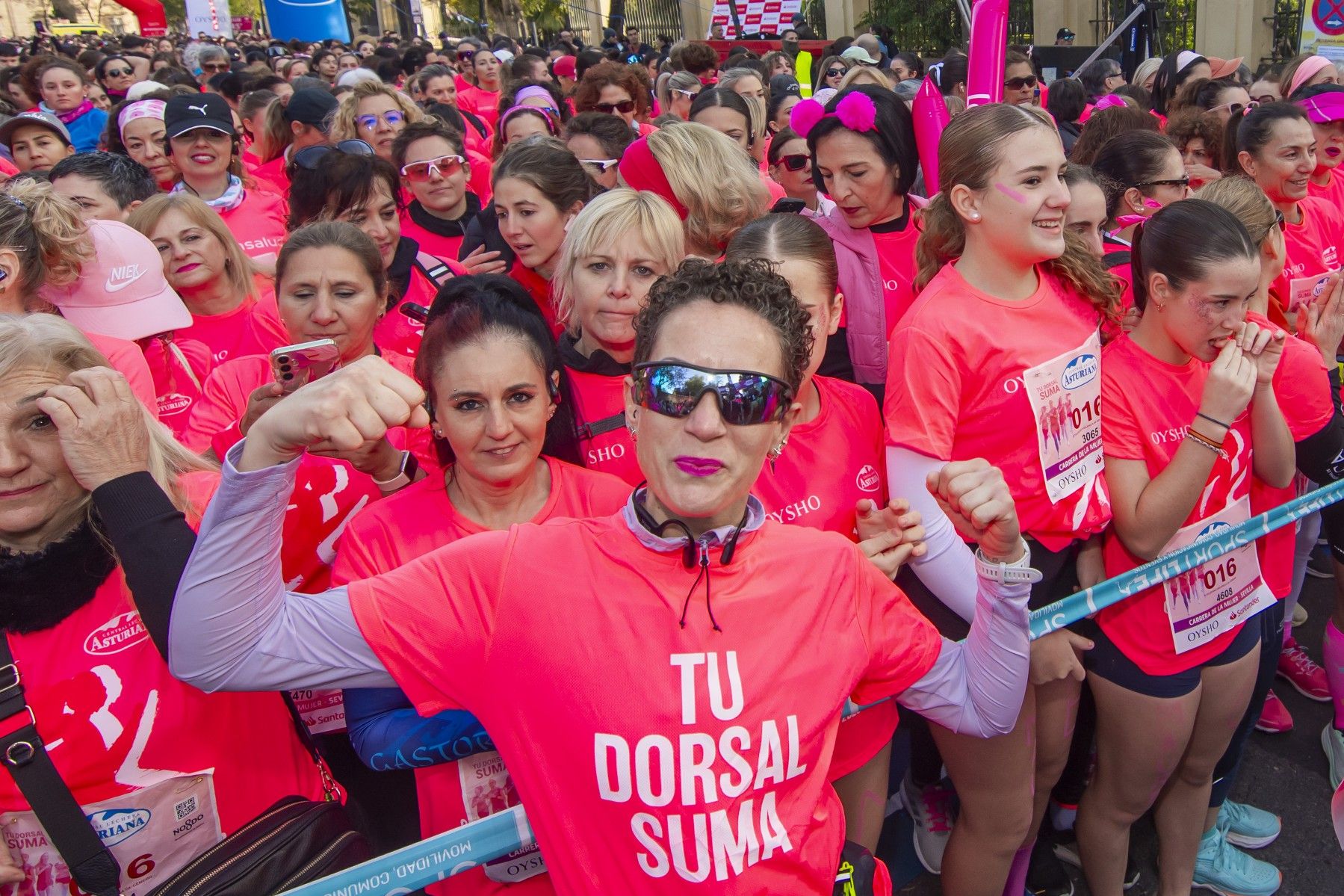 Las mejores fotos de la Carrera de la Mujer de Sevilla 2025. 041
