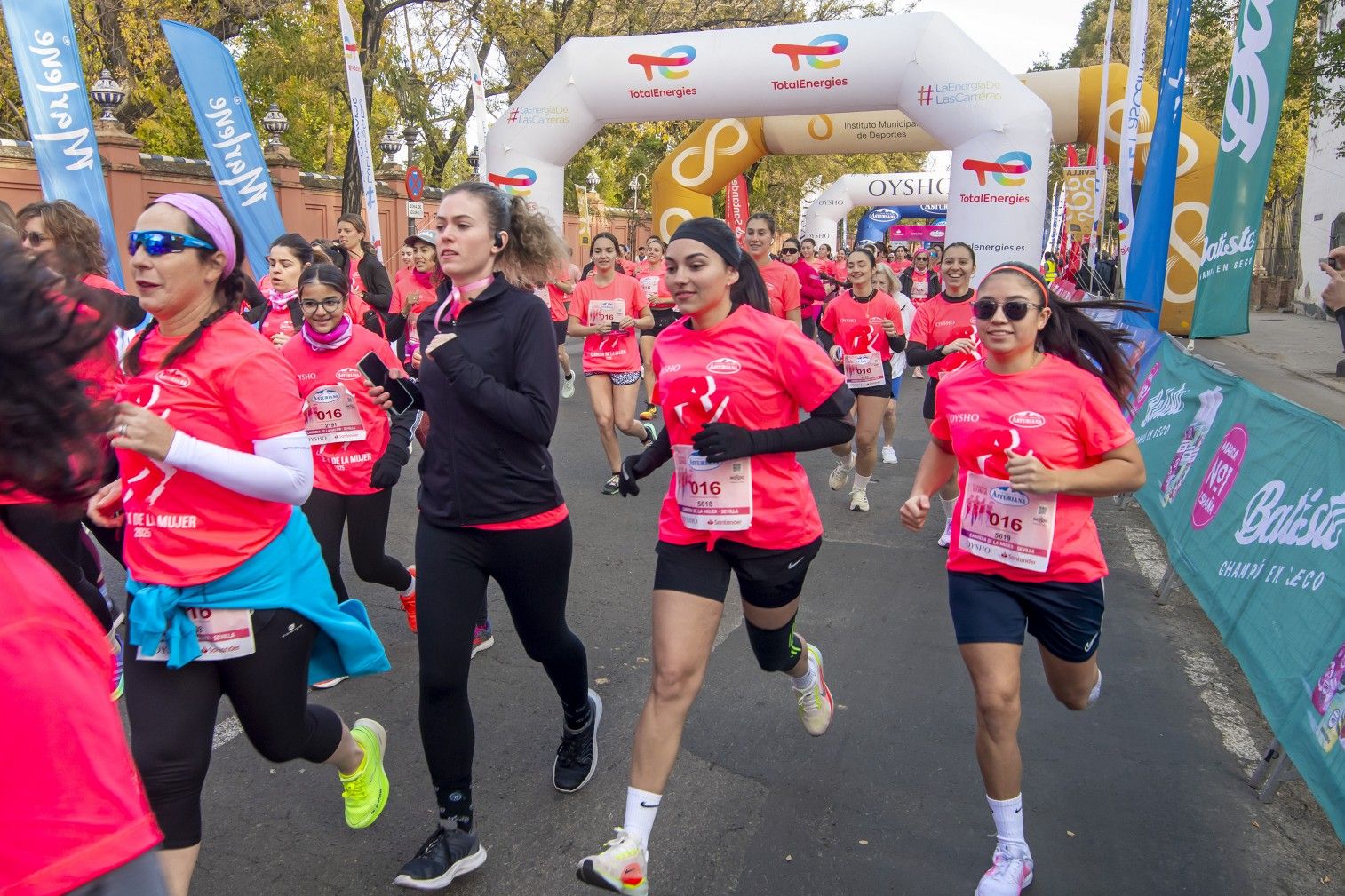 Las mejores fotos de la Carrera de la Mujer de Sevilla 2025. 052