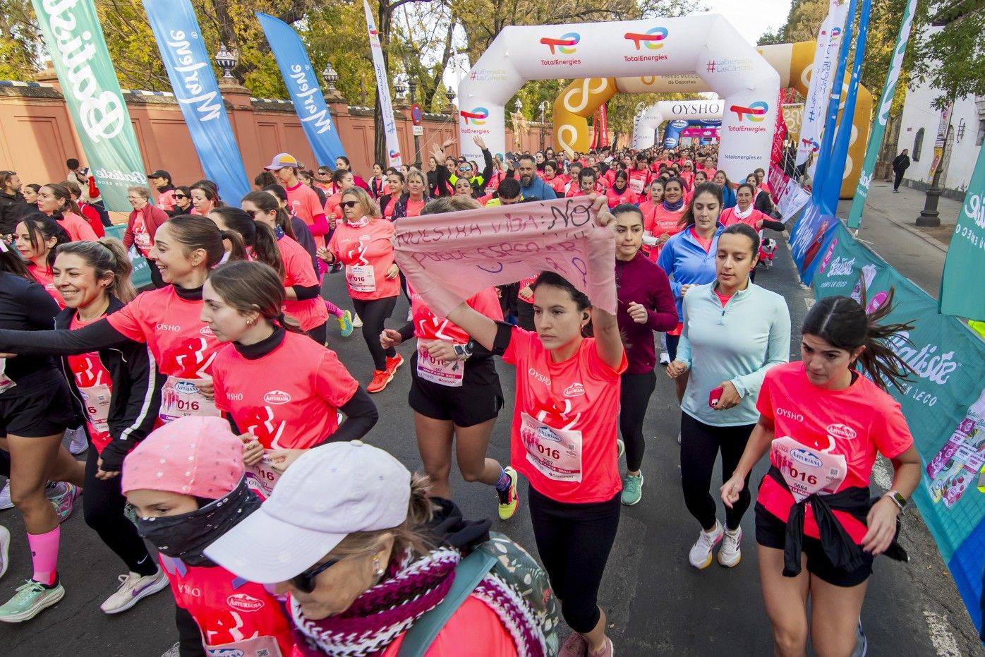 Las mejores fotos de la Carrera de la Mujer de Sevilla 2025. 057