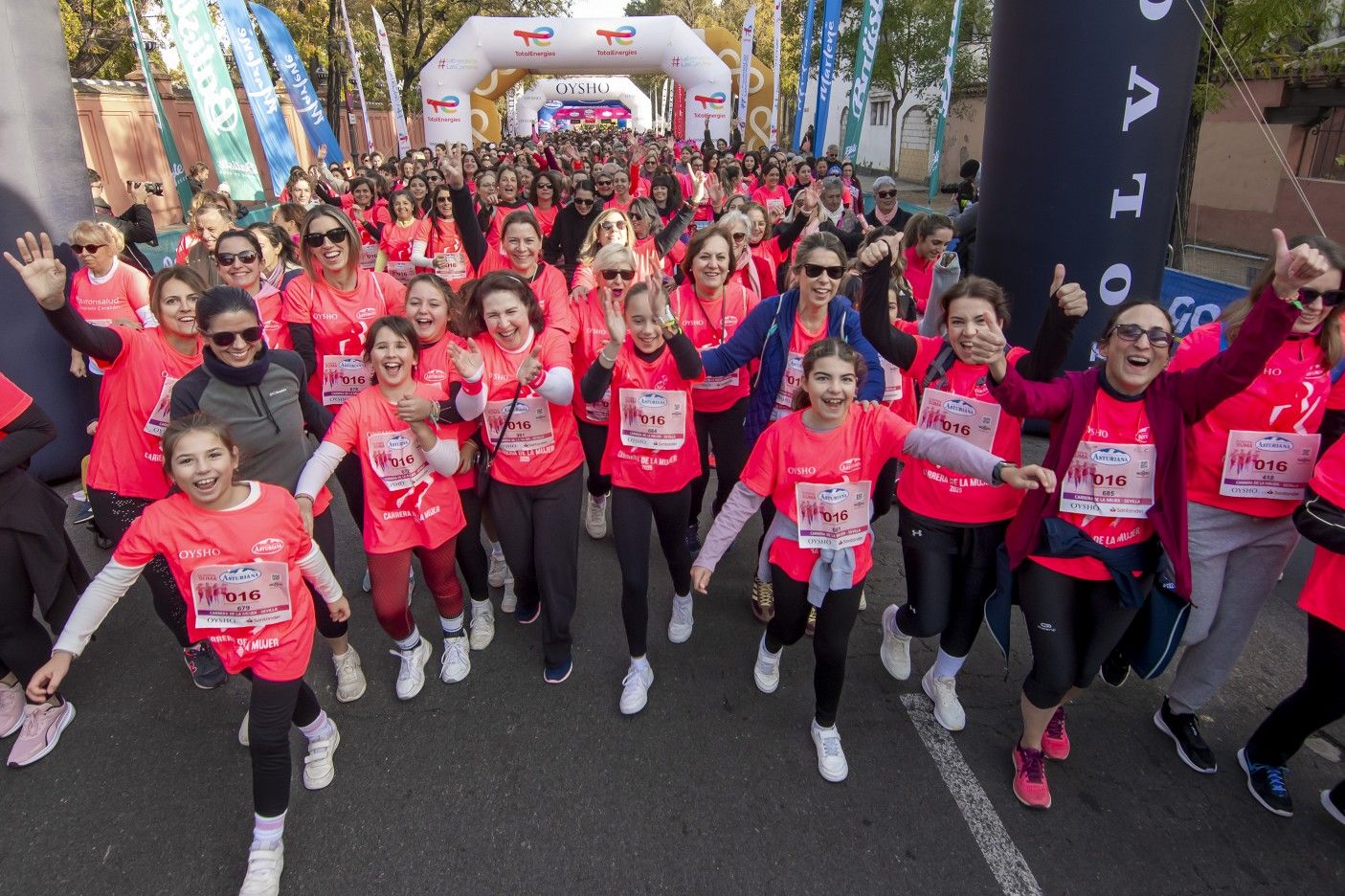 Las mejores fotos de la Carrera de la Mujer de Sevilla 2025. 153