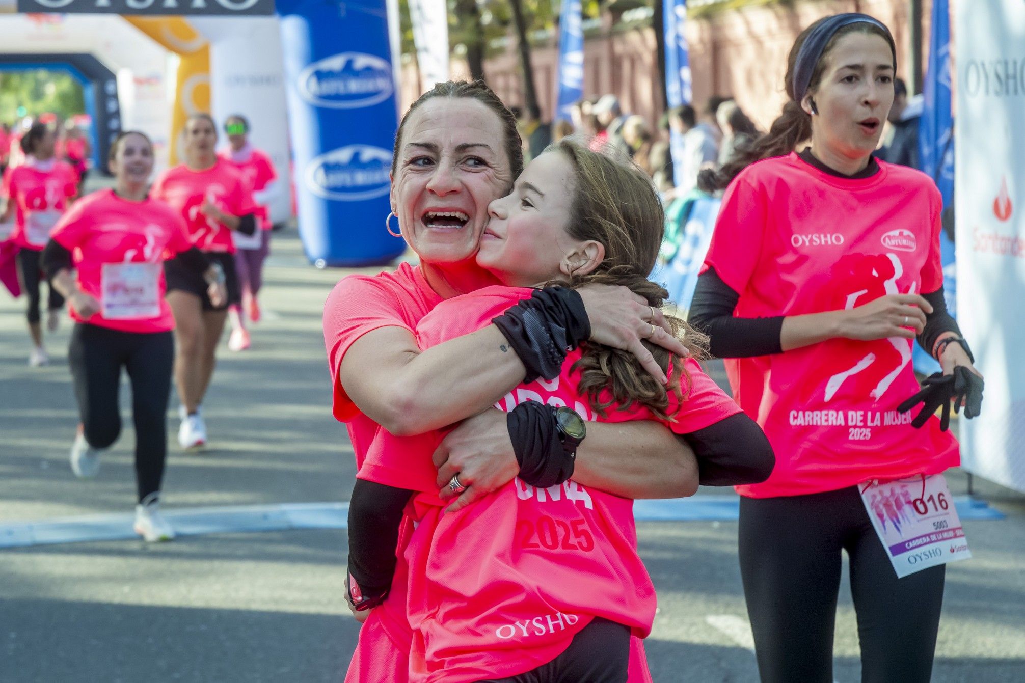 Las mejores fotos de la Carrera de la Mujer de Sevilla 2025. 261