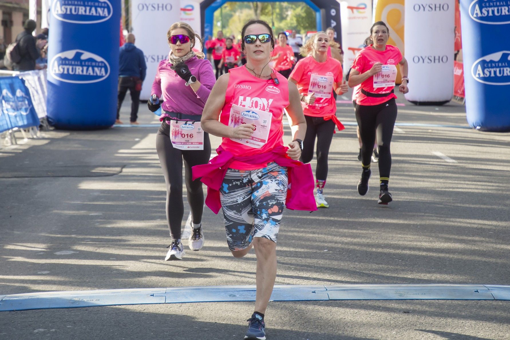 Las mejores fotos de la Carrera de la Mujer de Sevilla 2025. 262