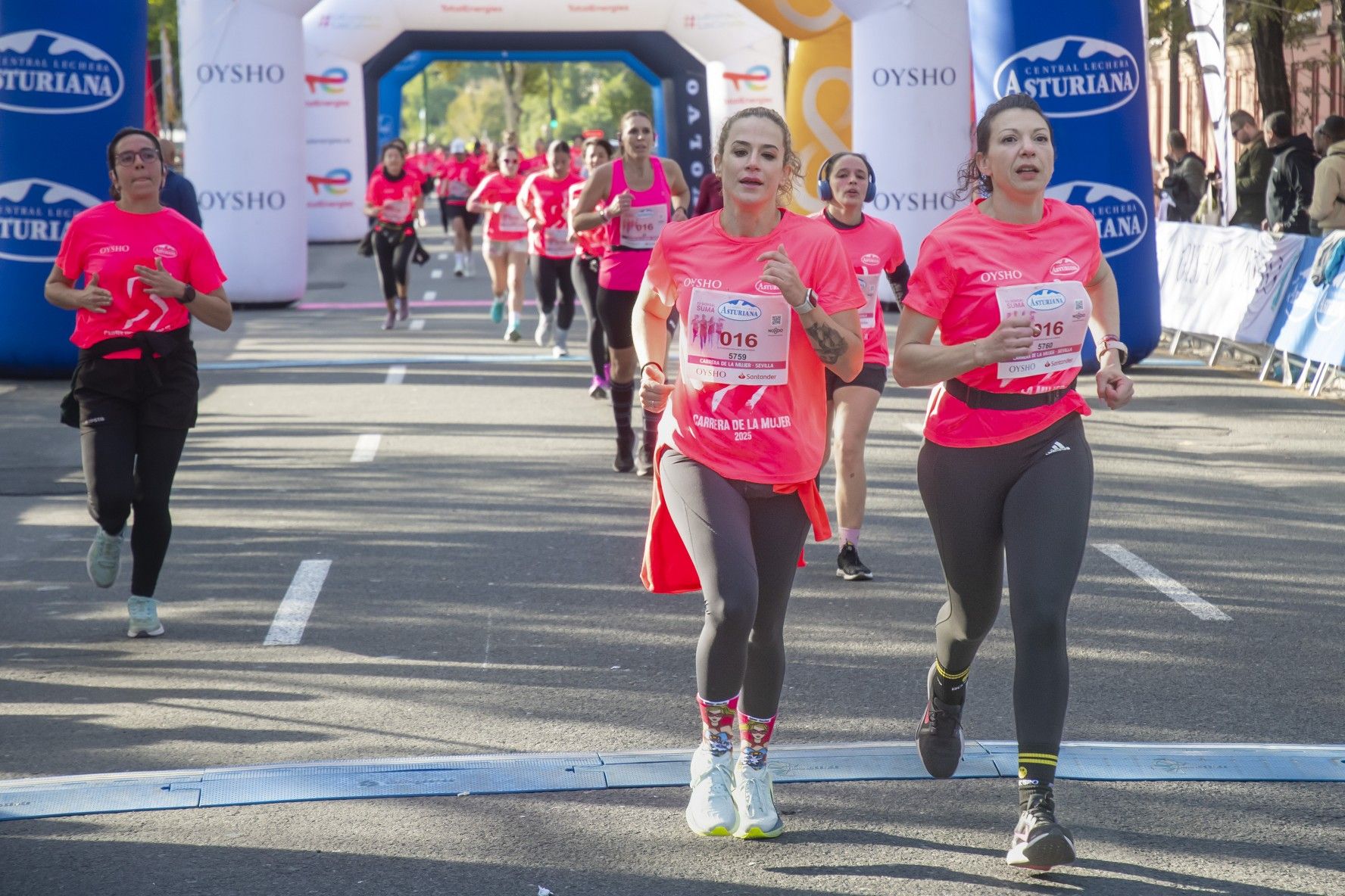 Las mejores fotos de la Carrera de la Mujer de Sevilla 2025. 263