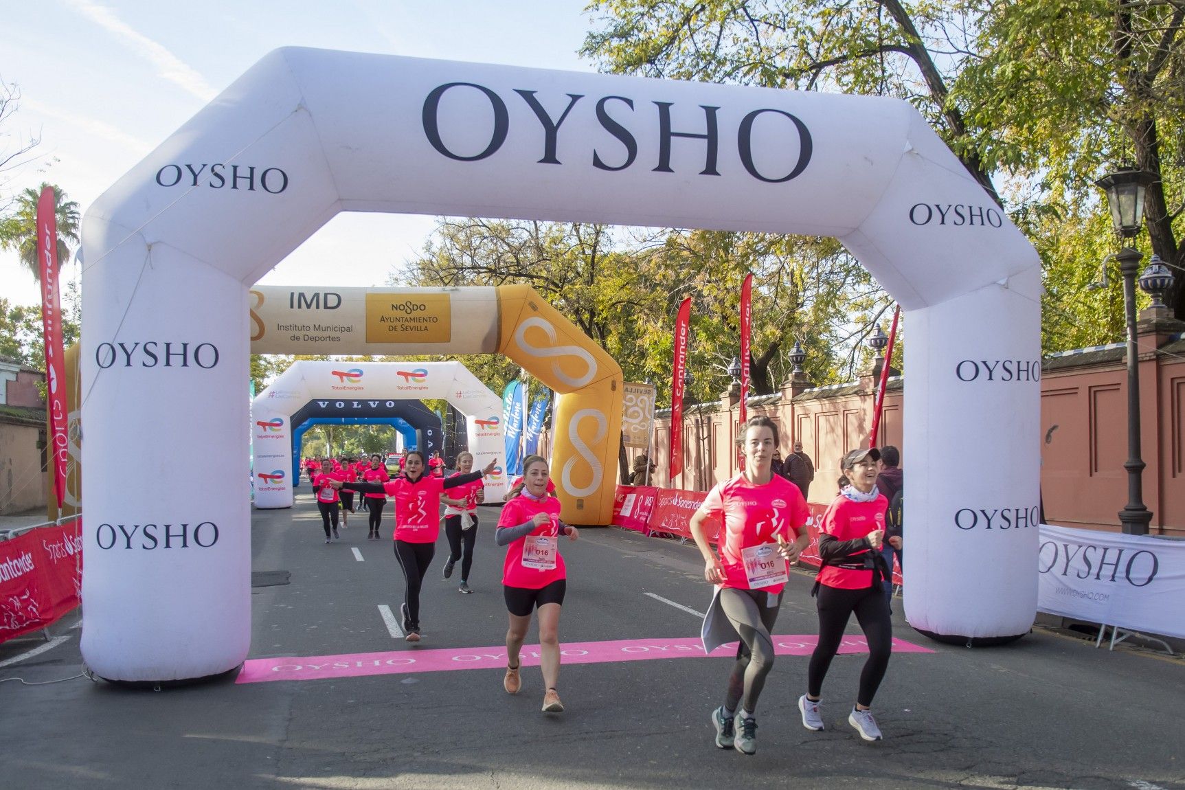Las mejores fotos de la Carrera de la Mujer de Sevilla 2025. 271