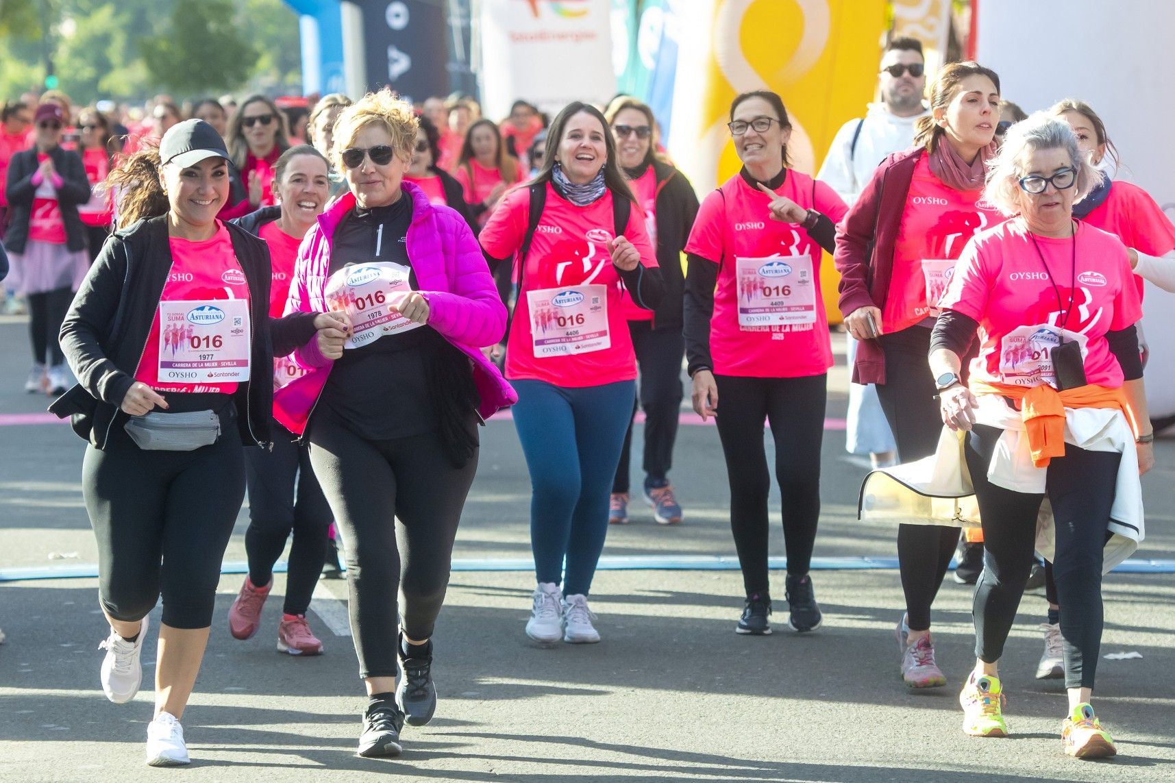 Las mejores fotos de la Carrera de la Mujer de Sevilla 2025. 356