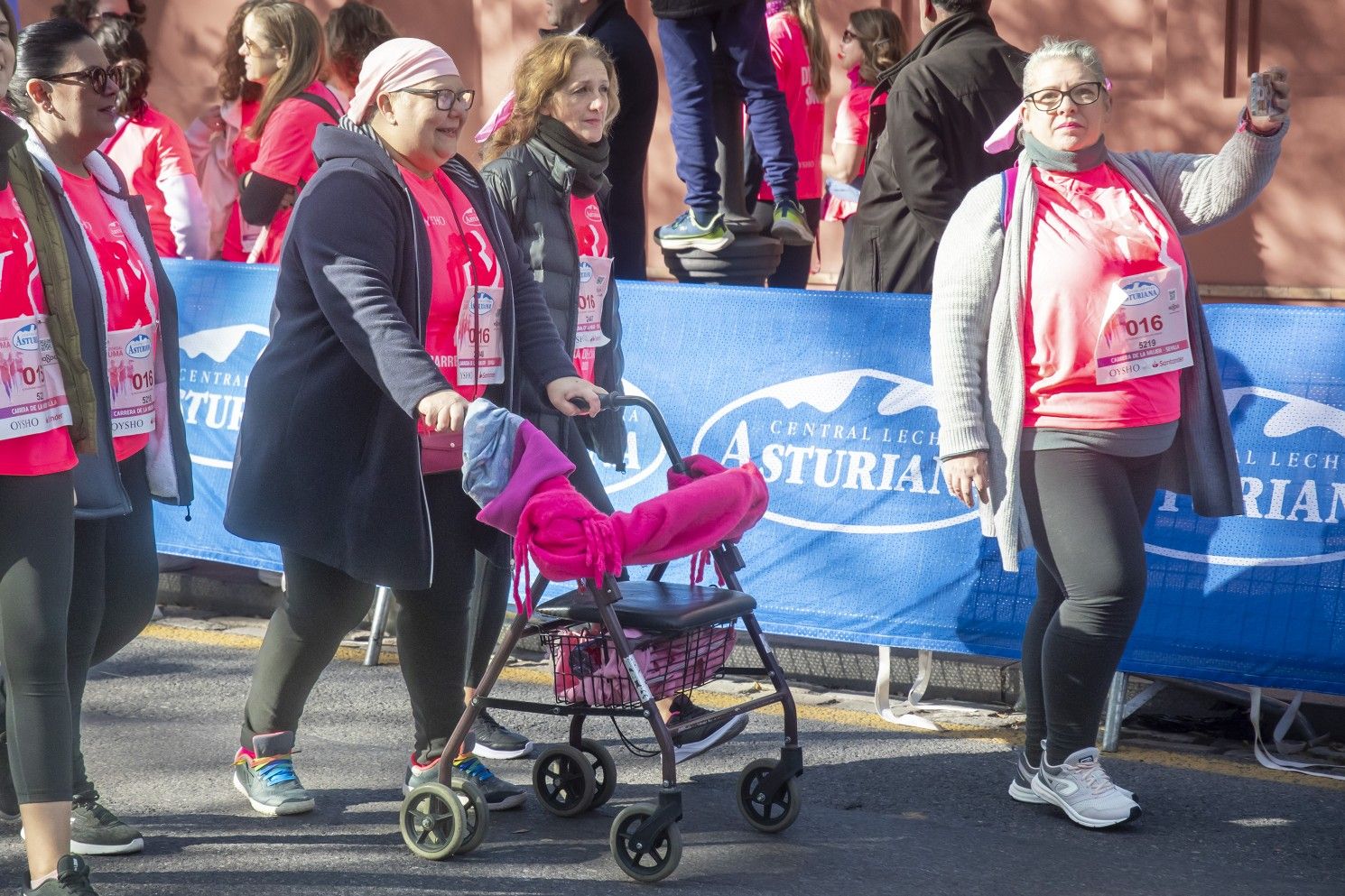 Las mejores fotos de la Carrera de la Mujer de Sevilla 2025. 364