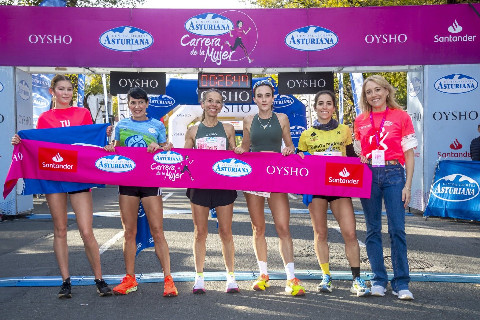 Las mejores fotos de la Carrera de la Mujer de Sevilla 2025. 184