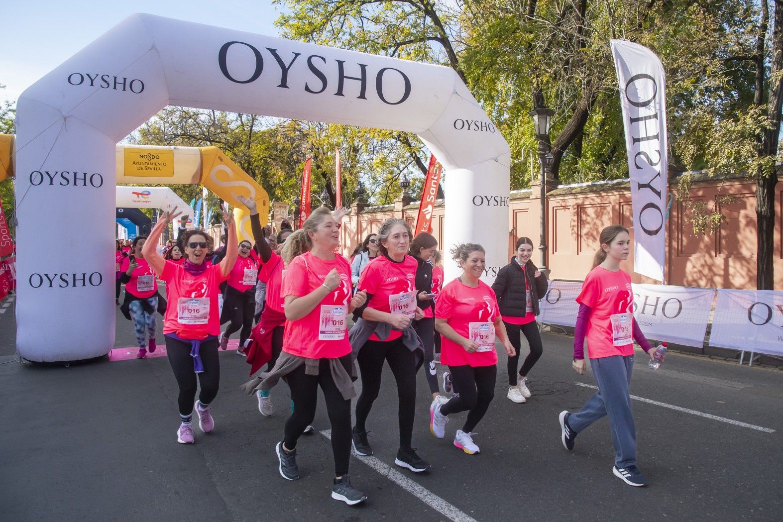 Las mejores fotos de la Carrera de la Mujer de Sevilla 2025. 371