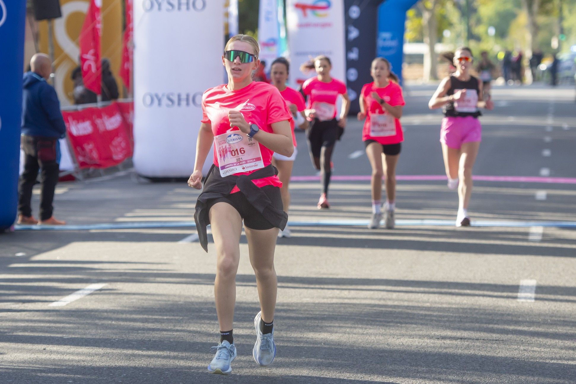 Las mejores fotos de la Carrera de la Mujer de Sevilla 2025. 195