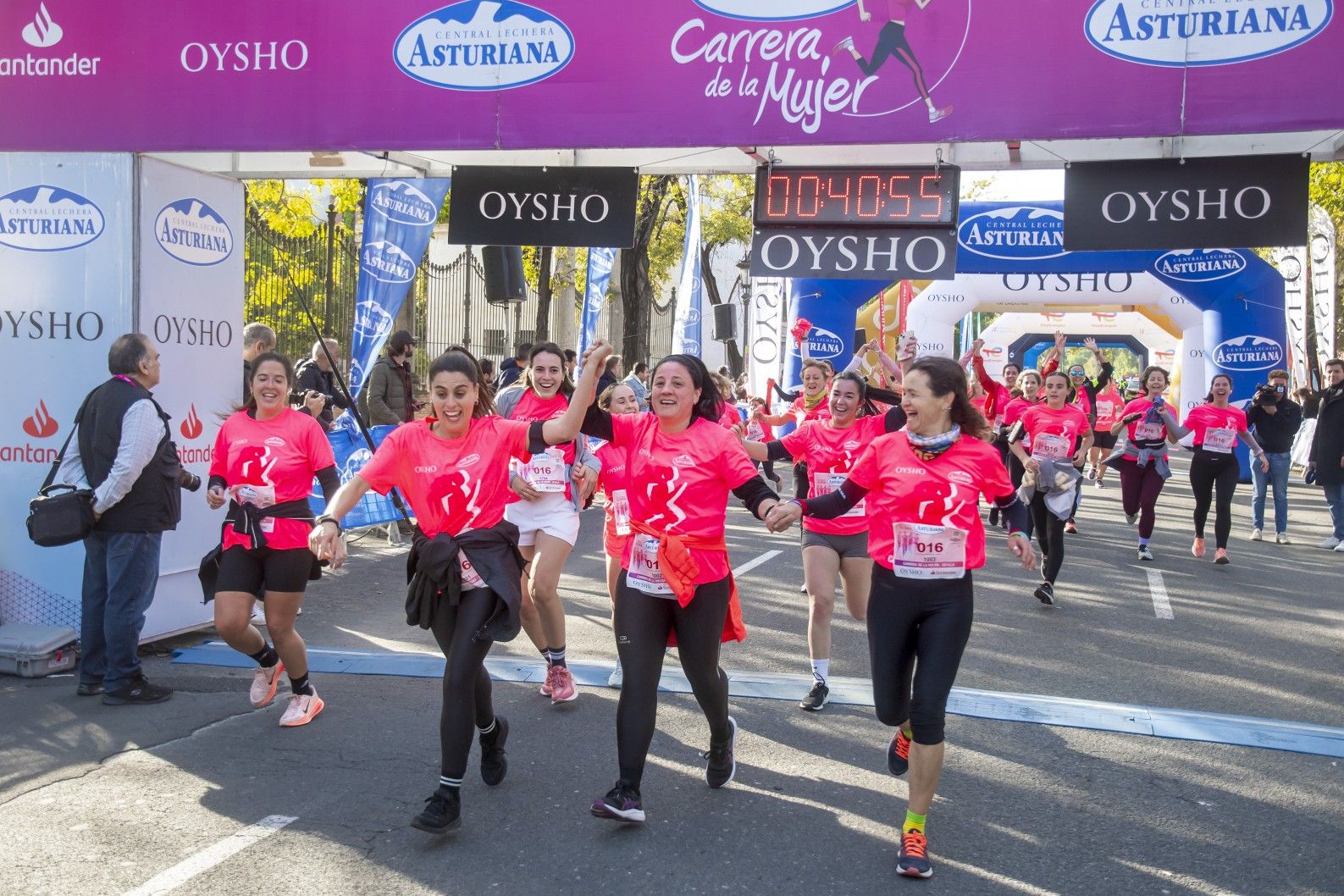 Las mejores fotos de la Carrera de la Mujer de Sevilla 2025. 297