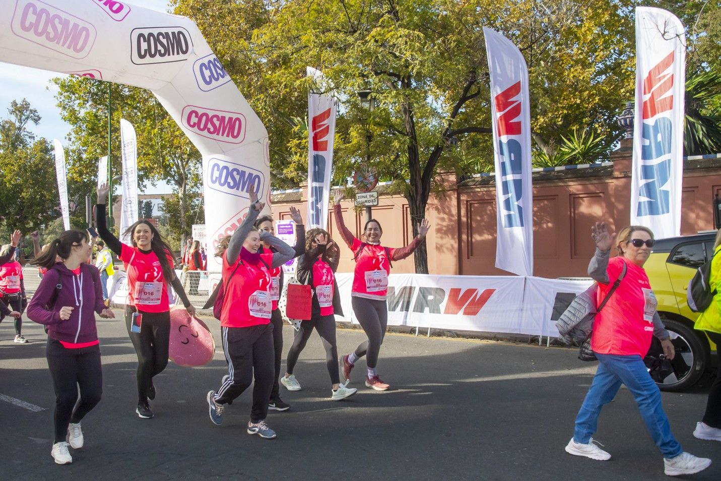 Las mejores fotos de la Carrera de la Mujer de Sevilla 2025. 409