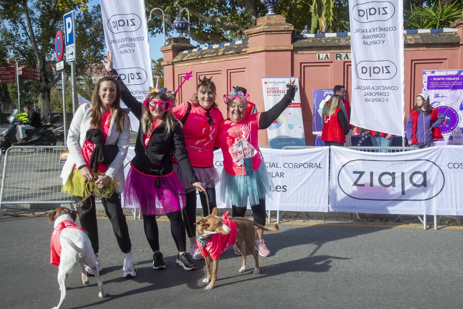 Las mejores fotos de la Carrera de la Mujer de Sevilla 2025. 414