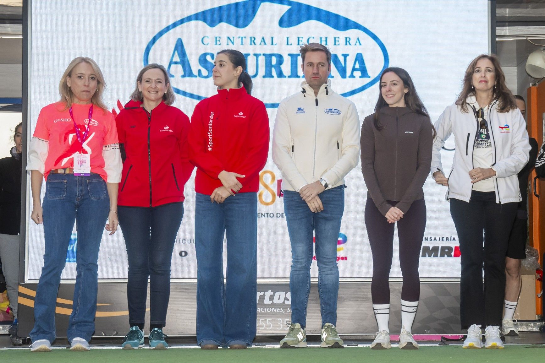 Las mejores fotos de la premiación de la Carrera de la Mujer de Sevilla 2025. 433 JJ UBEDA