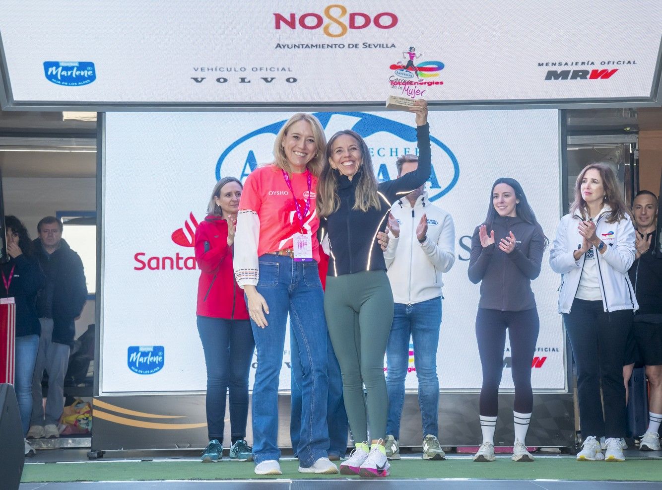 Las mejores fotos de la premiación de la Carrera de la Mujer de Sevilla 2025. 443 JJ UBEDA