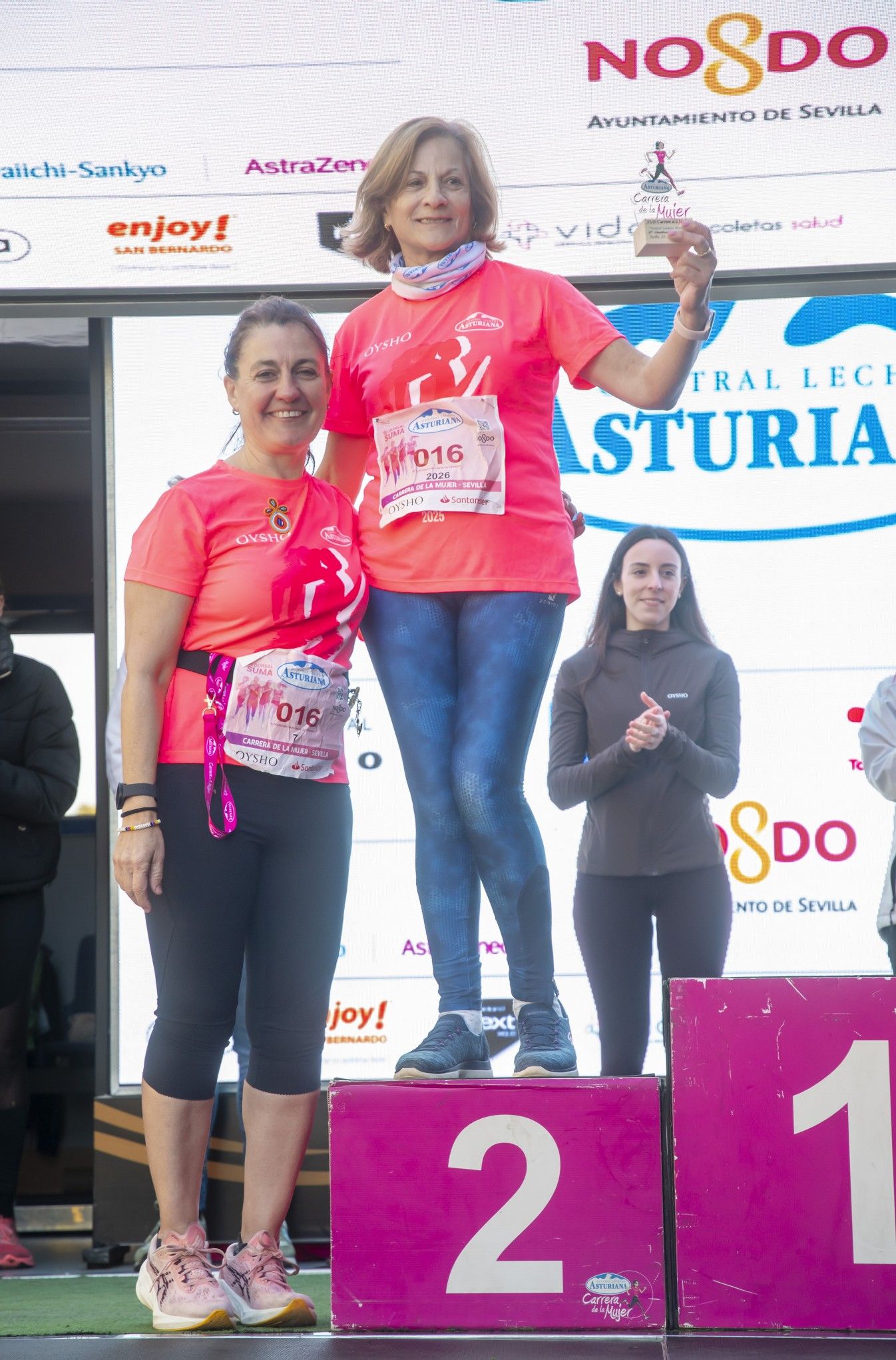 Las mejores fotos de la premiación de la Carrera de la Mujer de Sevilla 2025. 471 JJ UBEDA