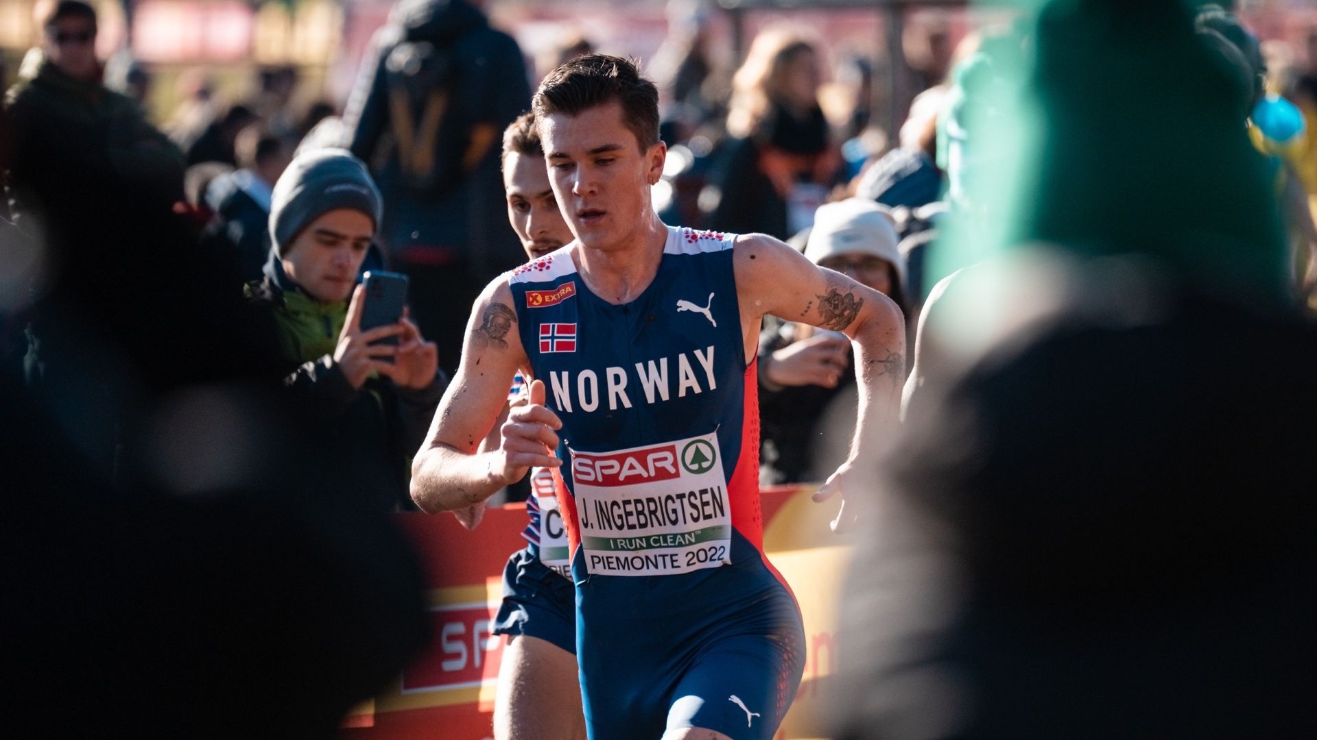 Jakob Ingebrigtsen en el Campeonato de Europa de Cross de 2022. SPORTMEDIA.
