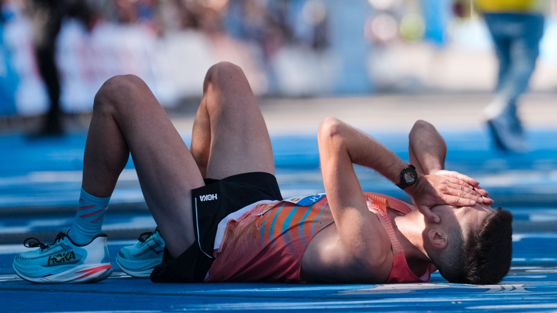 Yago Rojo es baja para el Maratón de Valencia 2025. SPORTMEDIA.