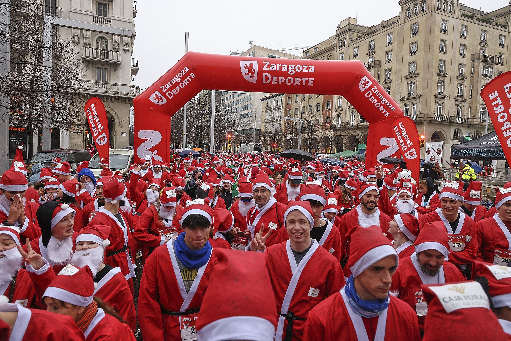 Las mejores fotos de la Carrera de Papá Noel Caja Rural de Aragón. 036
