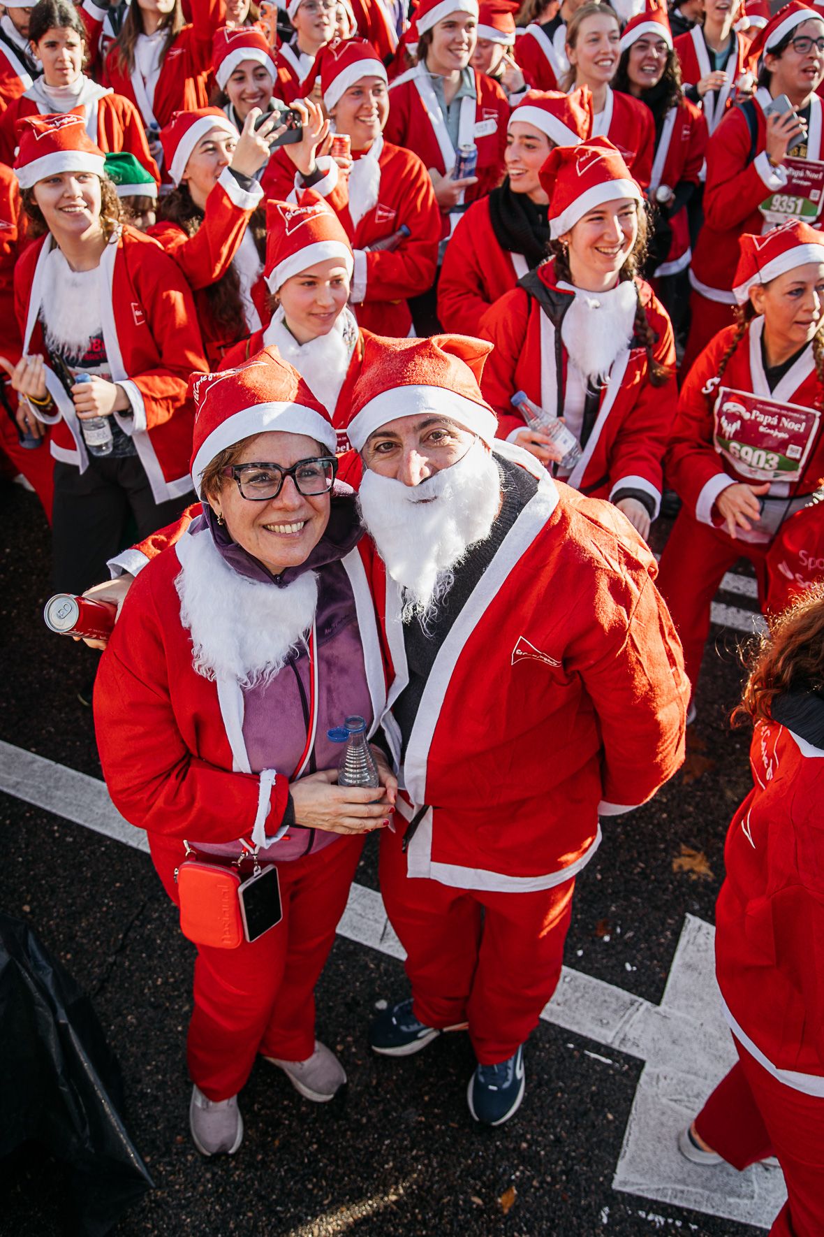 Las 30 fotos más top de la Carrera de Papá Noel de Madrid 2025.Late mi Lente (26)
