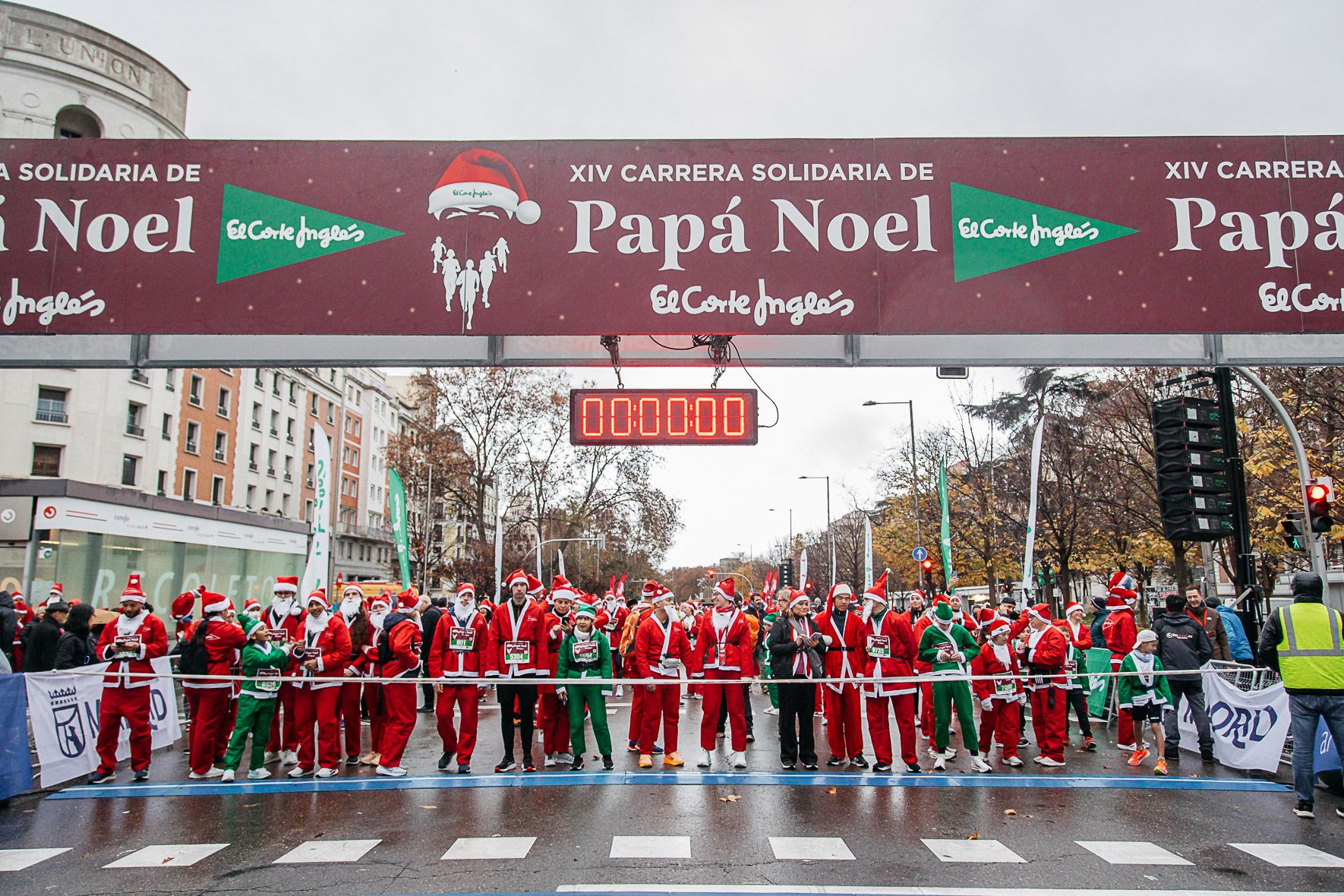 Papá Noel Salida Late mi Lente 40