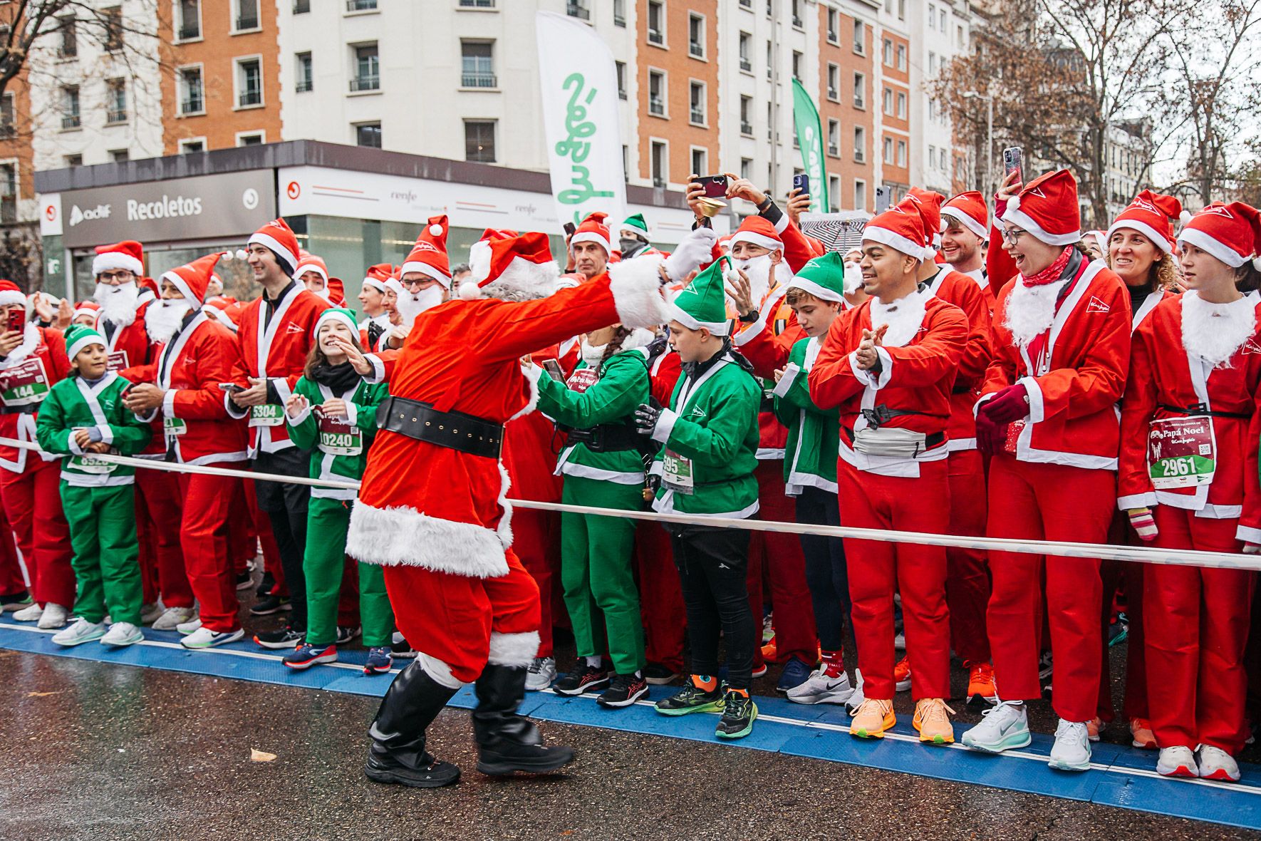 Papá Noel Salida Late mi Lente 73