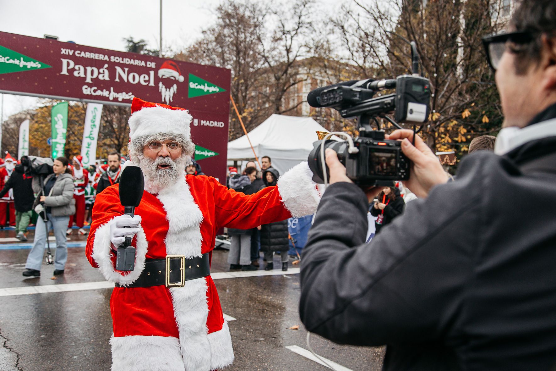 Papá Noel Salida Late mi Lente 76
