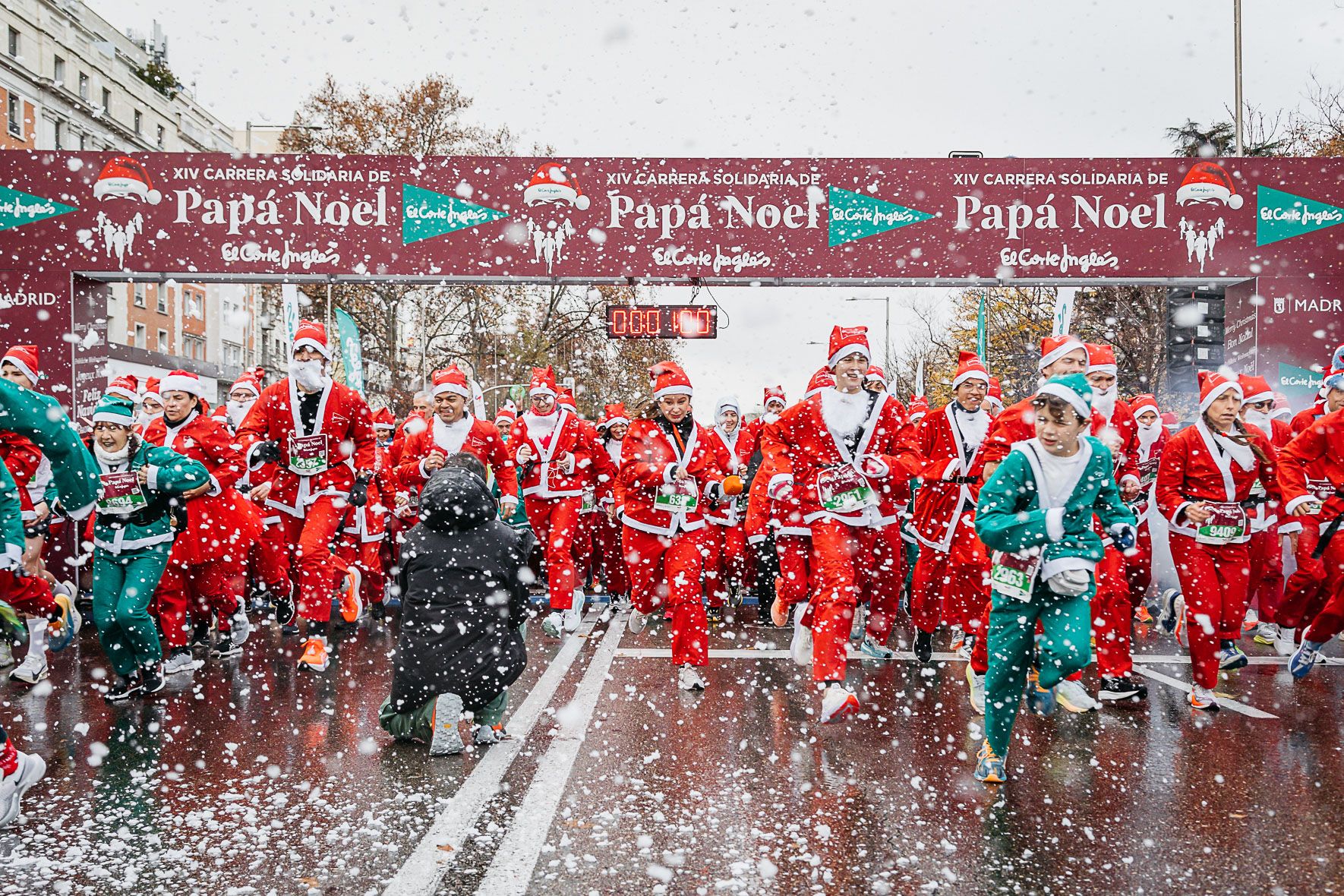 Papá Noel Salida Late mi Lente 104