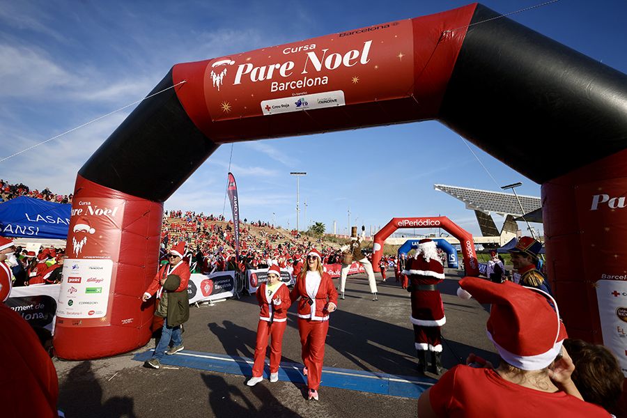 Las mejores fotos de la Carrera de Papá Noel de Barcelona 2025. 092